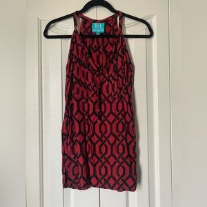 ESCAPADA- RED AND BLACK DECORATED RAZOR TANK WITH BEADED DETAIL - XS